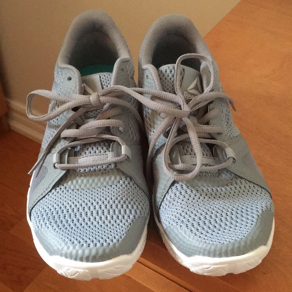 Reebok Flexile Shoes - Sz 6 - BNWOT - Picture 2 of 6